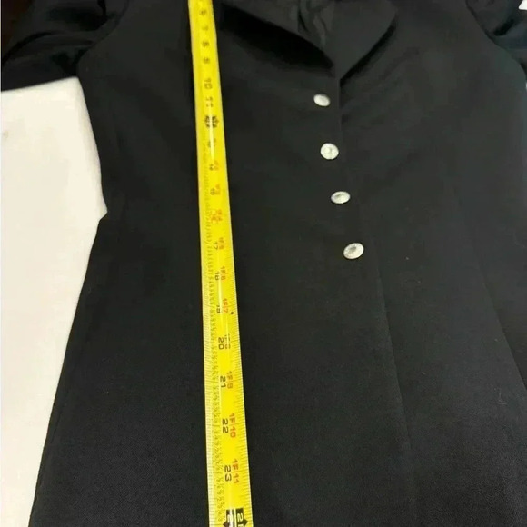 Vertigo Paris women’s black fitted blazer. Silver snap closure size small - Picture 7 of 10